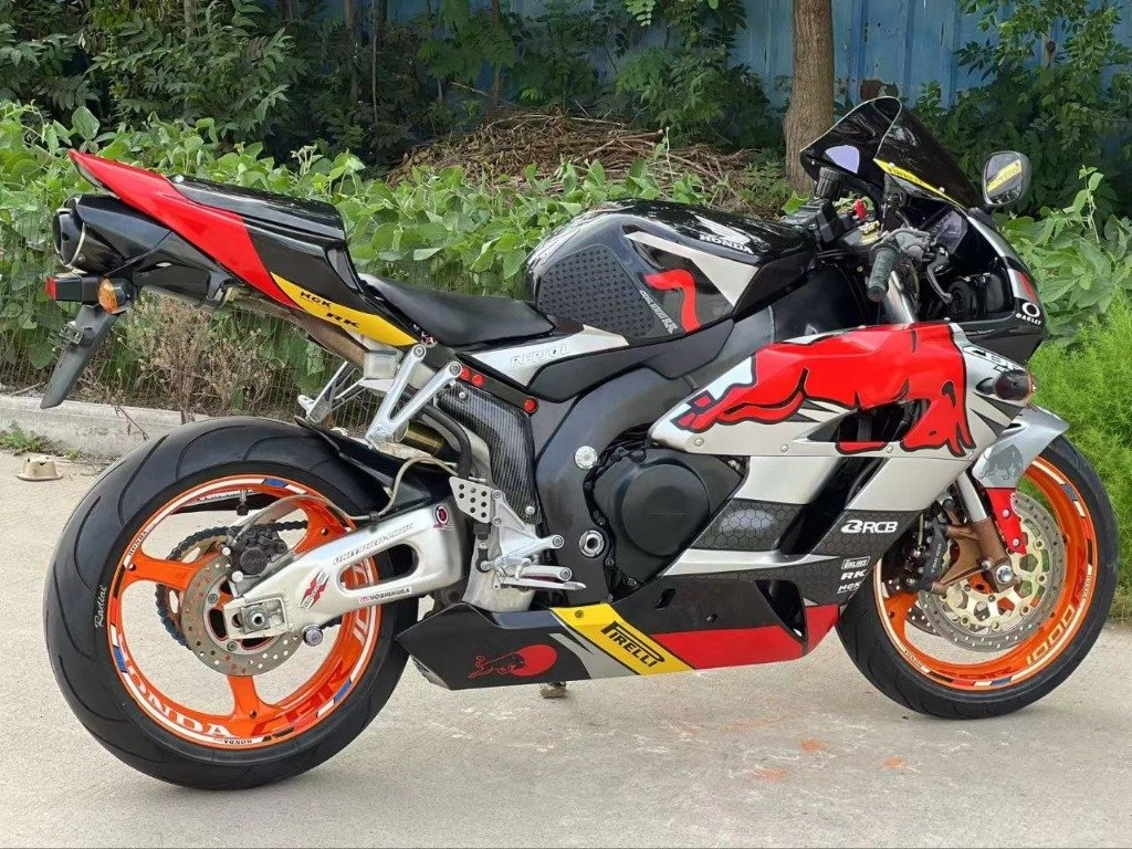 HONDA CBR1000RR